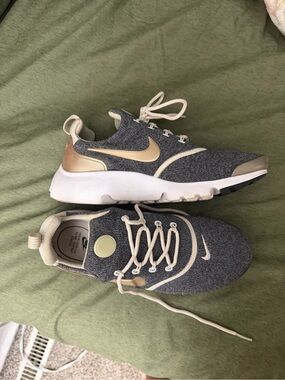 Nike Women’s Gray and Gold Lightweight Sneakers